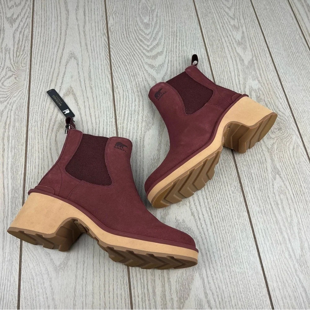 Sorel Women's Hi-Line Heel Chelsea Boots US11 Spice, Tawny Buff $190